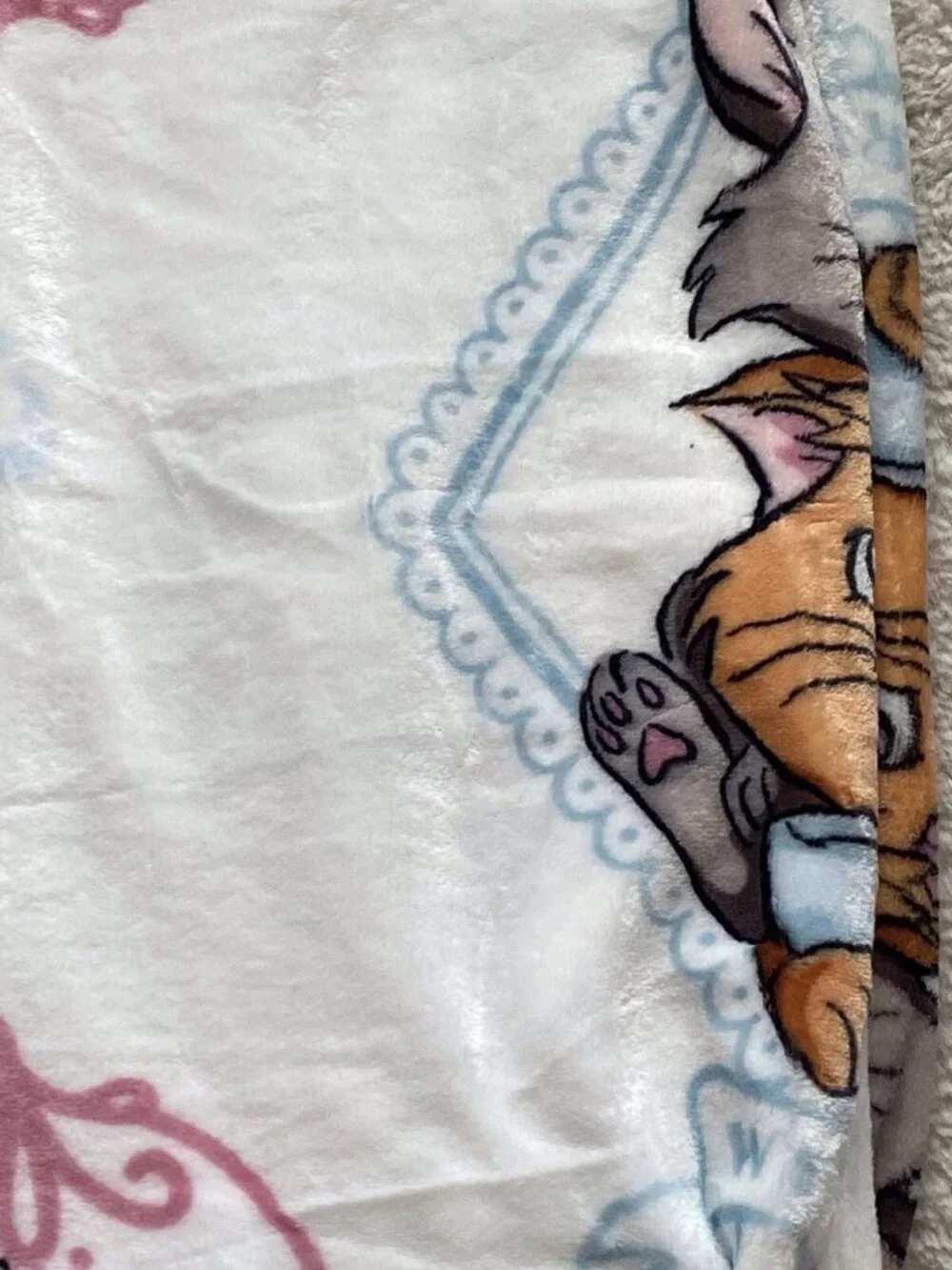 Disney The Aristocats Marie Toulouse & Berlioz White Plush Throw Blanket 50”x70”